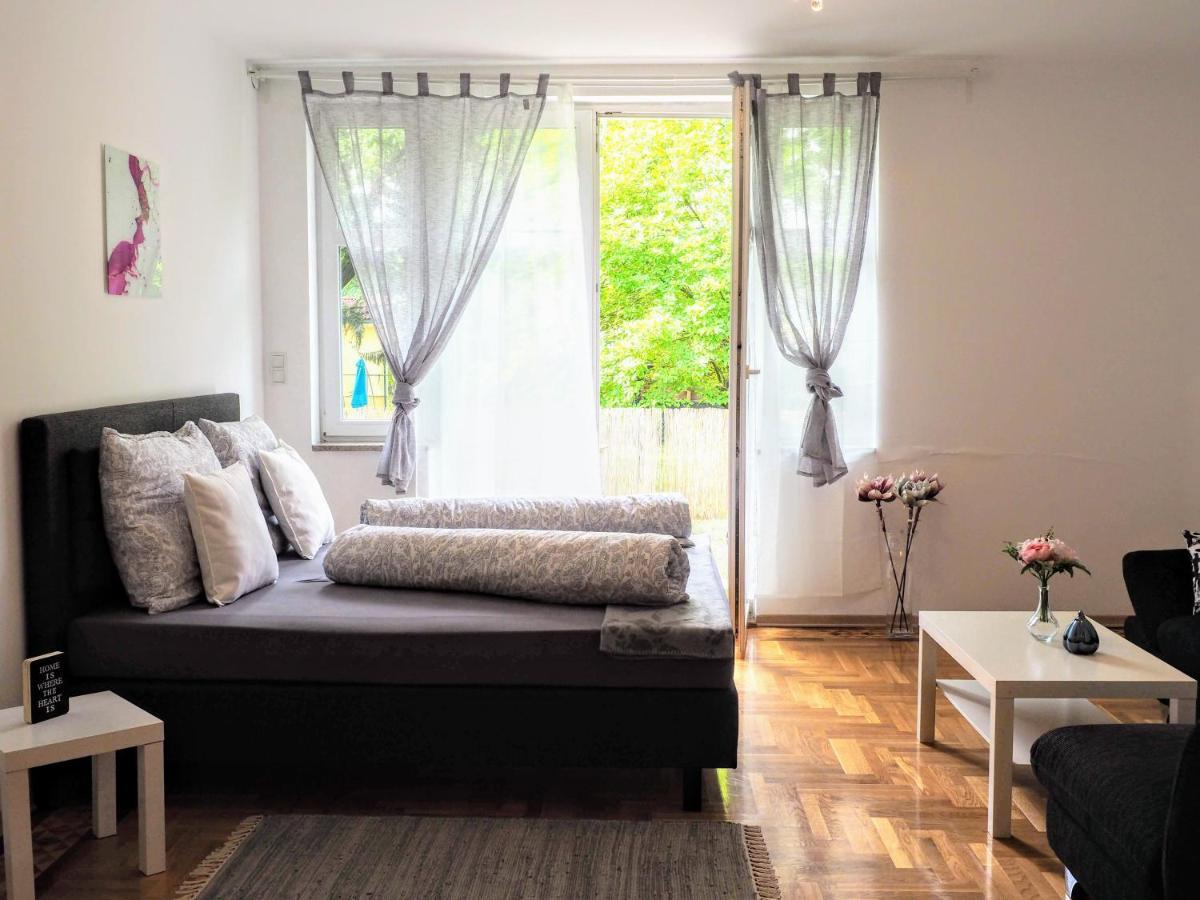 City Villa Schoenbrunn Apartments - Contactless 24H Check-In ウィーン エクステリア 写真